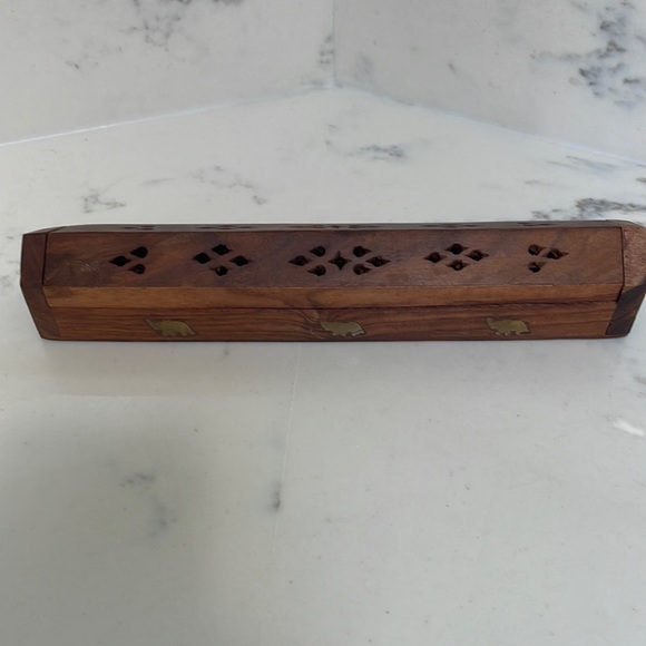 incense holder with incense sticks - Picture 3 of 9
